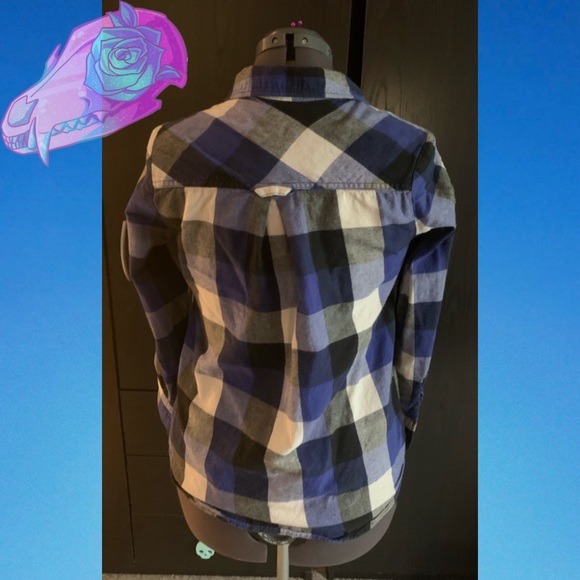 💀 Blue and White Plaid Shirt - Picture 2 of 3